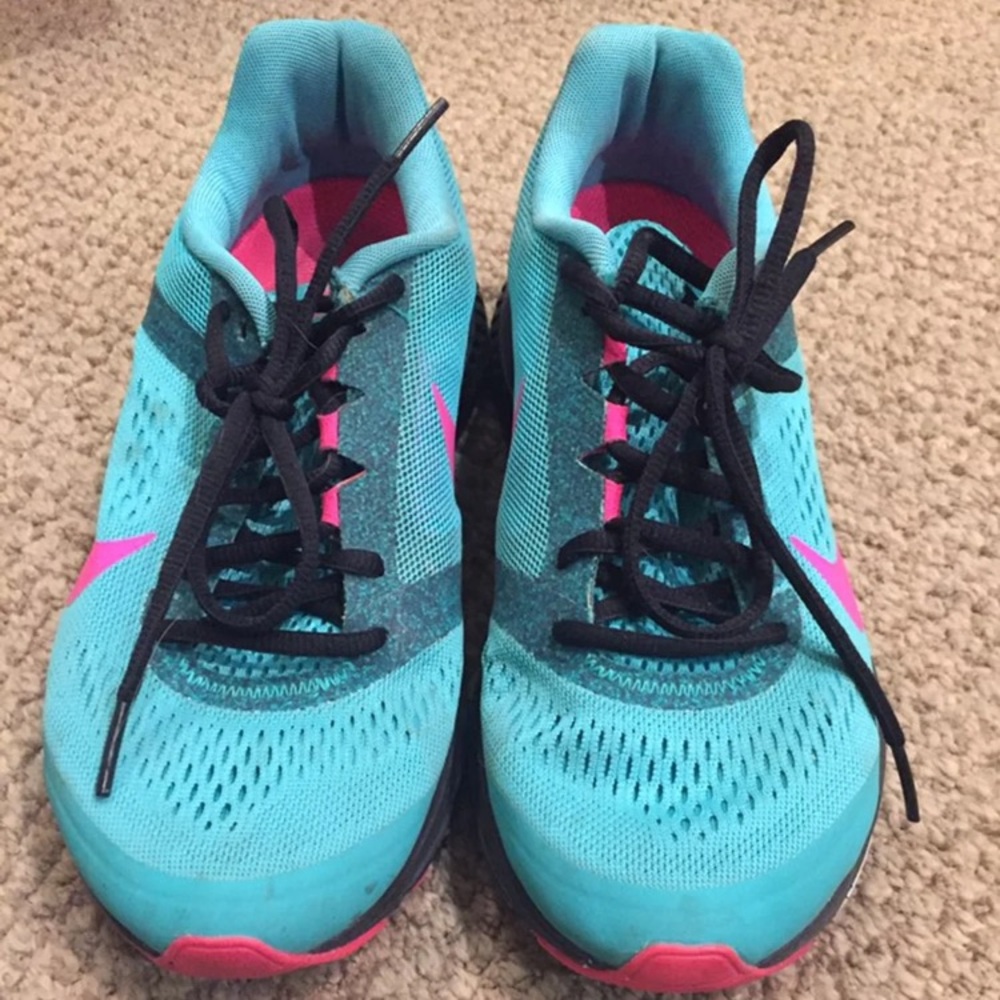 NEW Nike Structure 17 Women's 8 Blue
